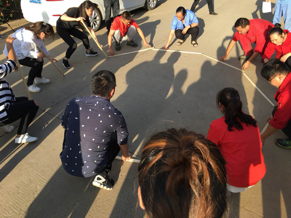 люфт в поворотном подшипнике xzwd