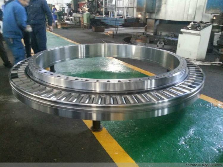 Причины аномального шума в поворотной опоре